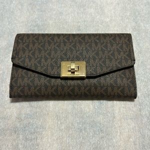 Michael Kors wallet